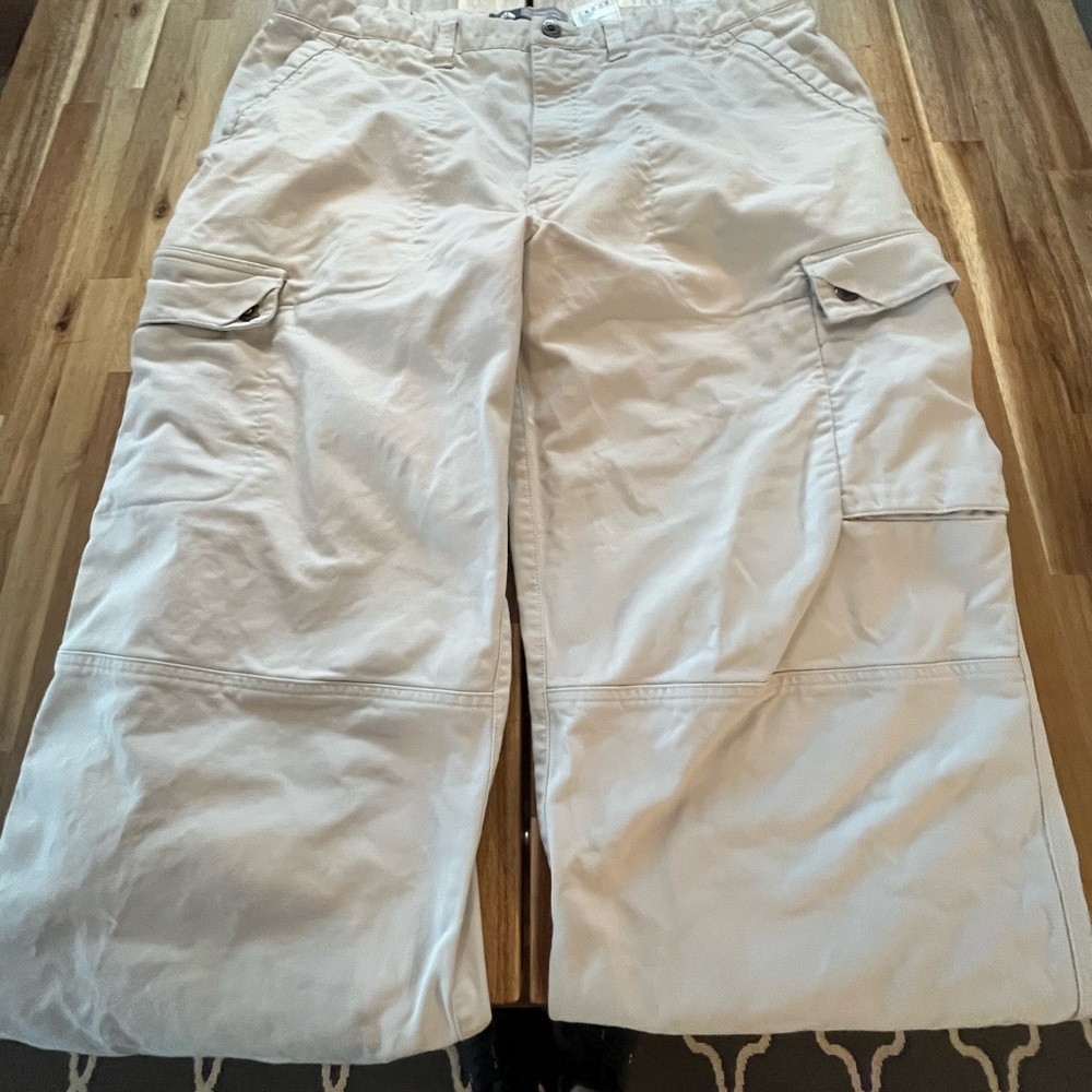Nike ACG men’s Cargo pants Tan 38x32